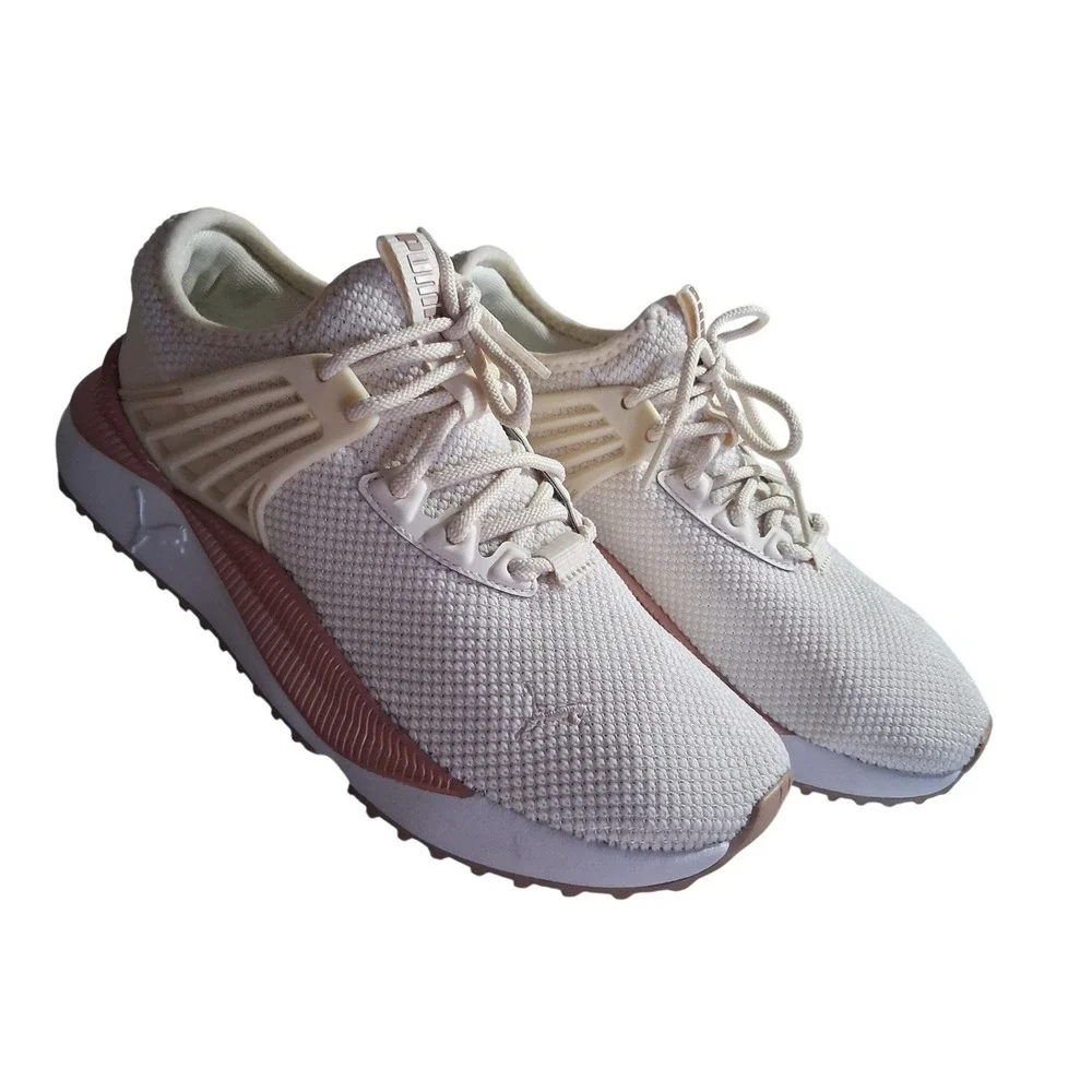 PUMA Women's size 8 Pacer Future Lux Athletic‎ Loungewear Comfort Prep Sneakers